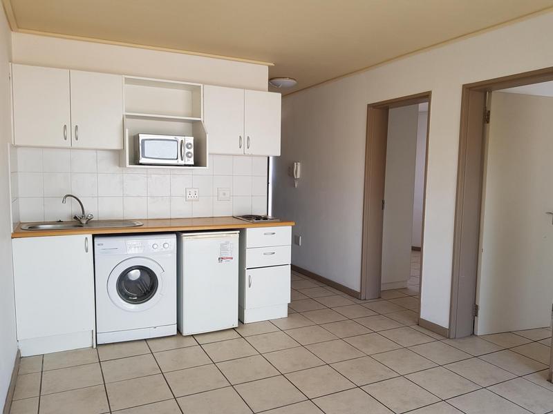 To Let 2 Bedroom Property for Rent in Grahamstown Central Eastern Cape